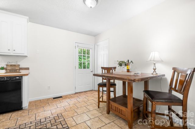 218 Vernon Street, Cherryville, NC 28021