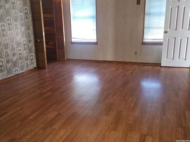 118 W Vestal, San Antonio, TX 78221