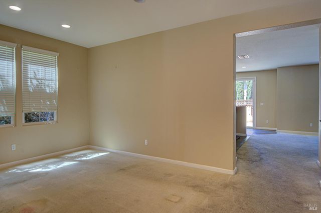 7245 Willow Creek Cir, Vallejo, CA 94591