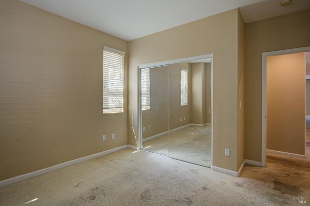 7245 Willow Creek Cir, Vallejo, CA 94591