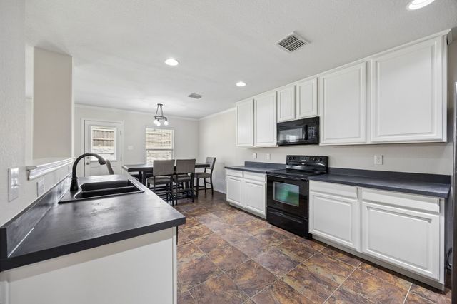 513 Laurel Lane, Fate, TX 75087