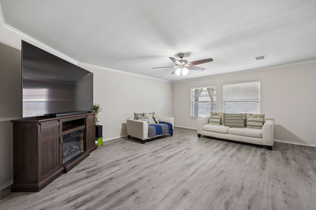 513 Laurel Lane, Fate, TX 75087