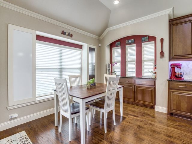 804 Longhorn Drive, Aubrey, TX 76227