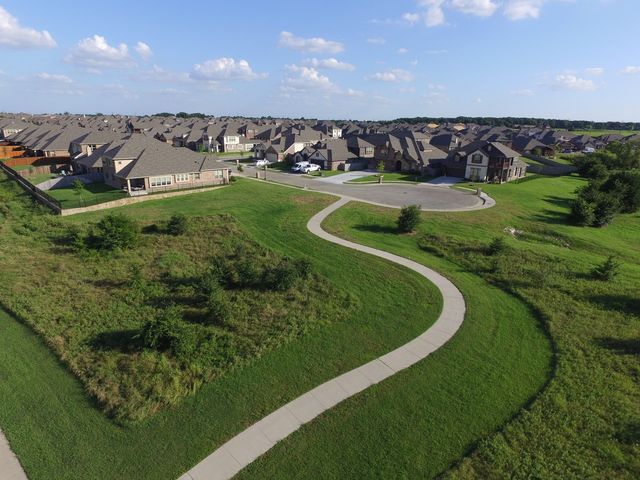 804 Longhorn Drive, Aubrey, TX 76227