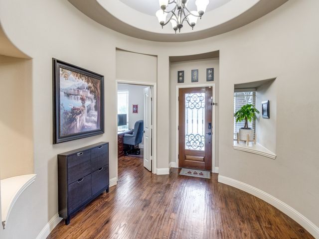 804 Longhorn Drive, Aubrey, TX 76227