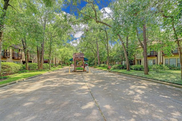 11711 Memorial Drive 540, Houston, TX 77024