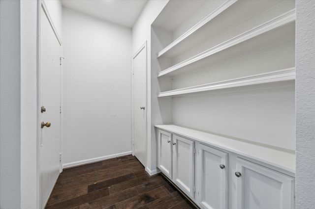 11711 Memorial Drive 540, Houston, TX 77024