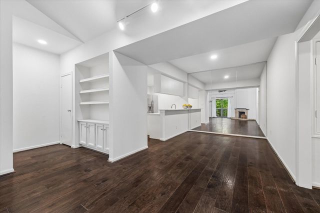 11711 Memorial Drive 540, Houston, TX 77024