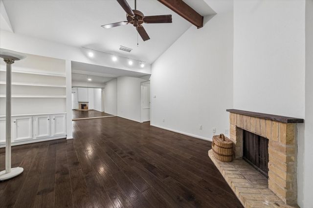 11711 Memorial Drive 540, Houston, TX 77024