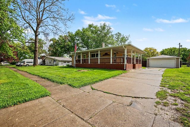 131 Hillcrest Street, Hobart, IN 46342