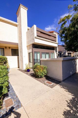 5715 Baltimore Drive 20, La Mesa, CA 91942