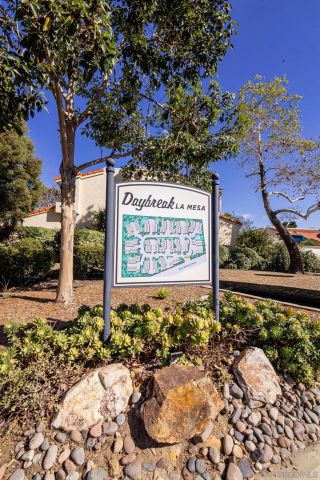 5715 Baltimore Drive 20, La Mesa, CA 91942