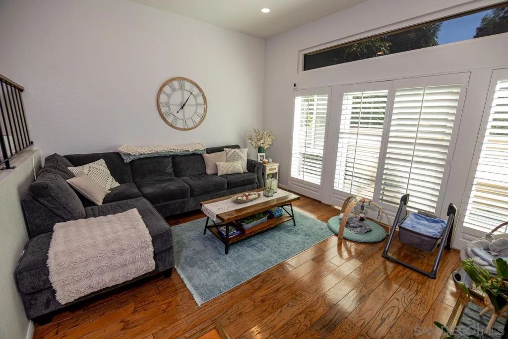 5715 Baltimore Drive 20, La Mesa, CA 91942