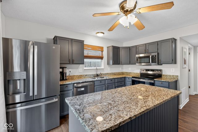 9686 Bruddy Drive, Fishers, IN 46038