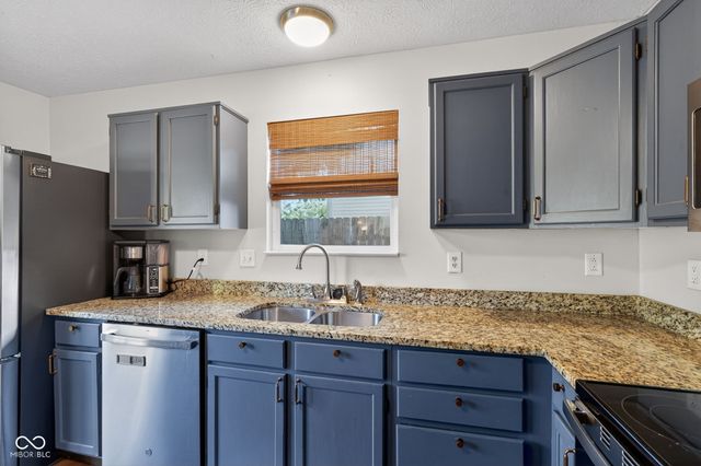 9686 Bruddy Drive, Fishers, IN 46038