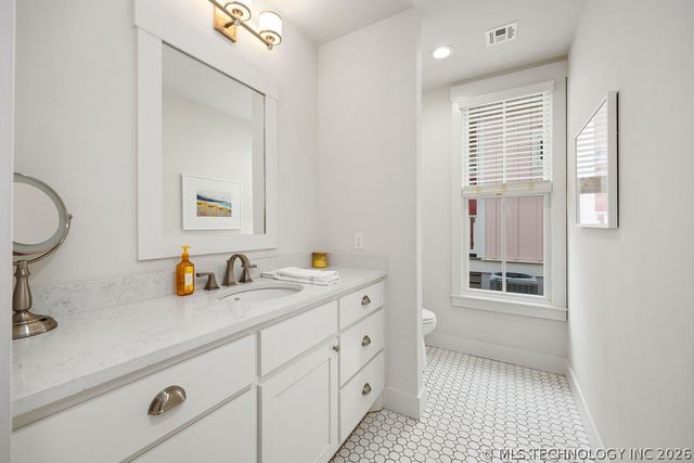 43 Center Lane S, Carlton Landing, OK 74432