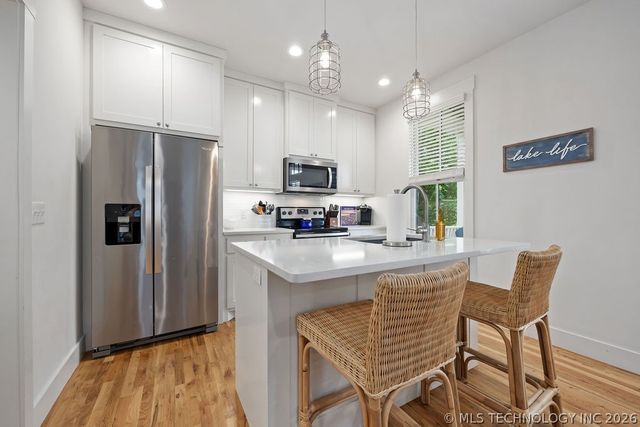 43 Center Lane S, Carlton Landing, OK 74432