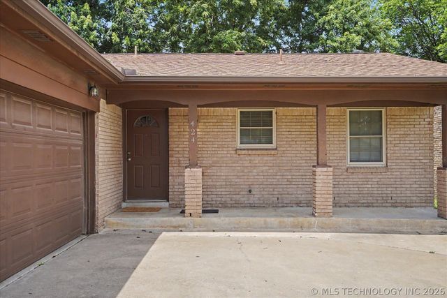424 W Gary Street, Broken Arrow, OK 74012