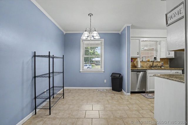 424 W Gary Street, Broken Arrow, OK 74012