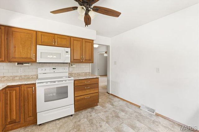 300 Longview Drive, Belleville, IL 62223