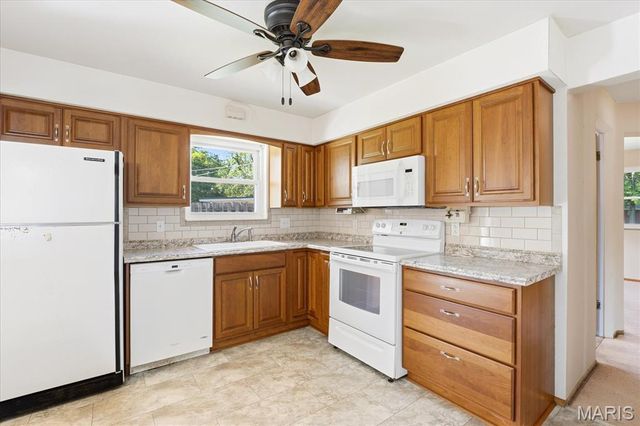 300 Longview Drive, Belleville, IL 62223