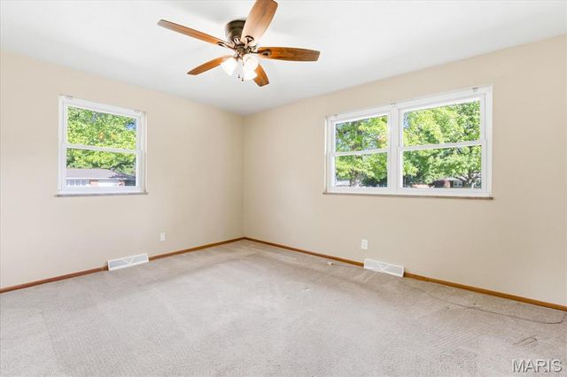 300 Longview Drive, Belleville, IL 62223