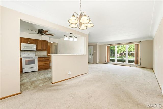 300 Longview Drive, Belleville, IL 62223