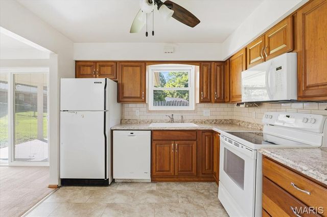 300 Longview Drive, Belleville, IL 62223