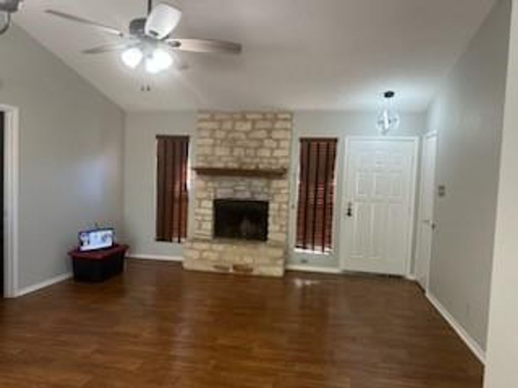 3603 Buffalo Springs Trl TRL C, Georgetown, TX 78628