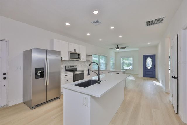 829 18TH STREET S, St Petersburg, FL 33712