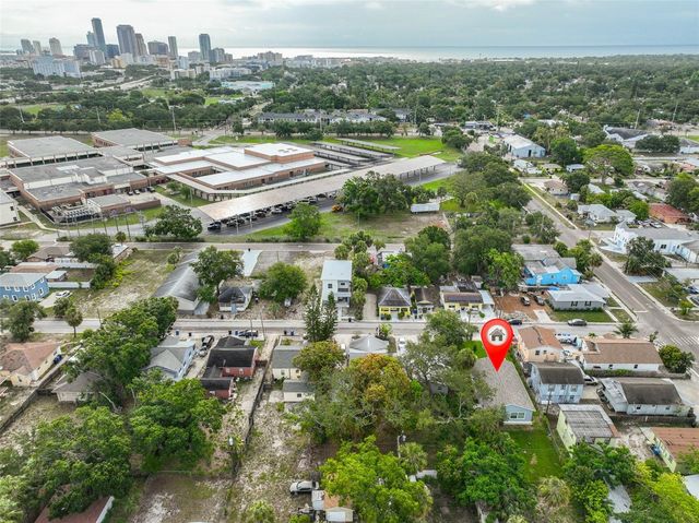 829 18TH STREET S, St Petersburg, FL 33712