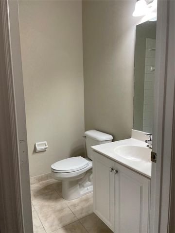 9076 PRESTON Place 9076, Tamarac, FL 33321