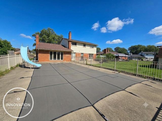 18768 Millar Road, Clinton Twp, MI 48036