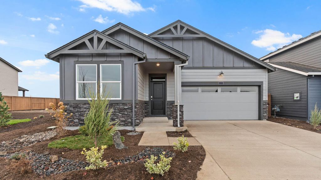 21704 SE Stromboli Lane, Bend, OR 97702