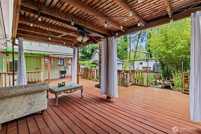 2051 S 223rd Street, Des Moines, WA 98198