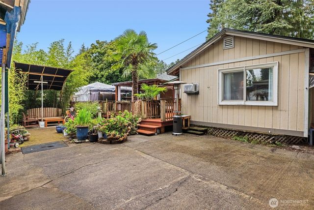 2051 S 223rd Street, Des Moines, WA 98198