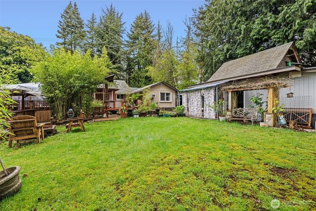 2051 S 223rd Street, Des Moines, WA 98198