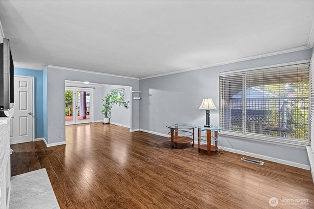 2051 S 223rd Street, Des Moines, WA 98198