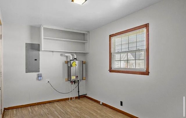 117 Perry St, Centerville, TN 37033