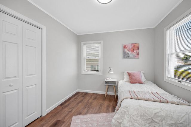 180 Melrose Street, Manchester, NH 03109