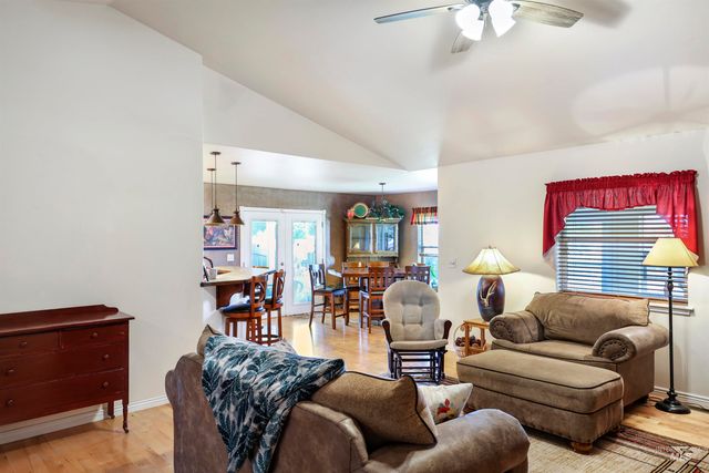 95 Sunnyside Dr, Jerome, ID 83338