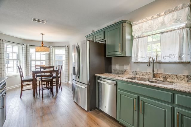 605 Rhonda, Italy, TX 76651