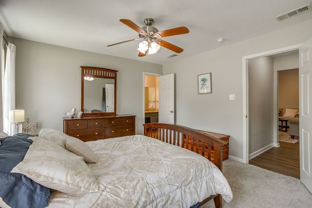 605 Rhonda, Italy, TX 76651