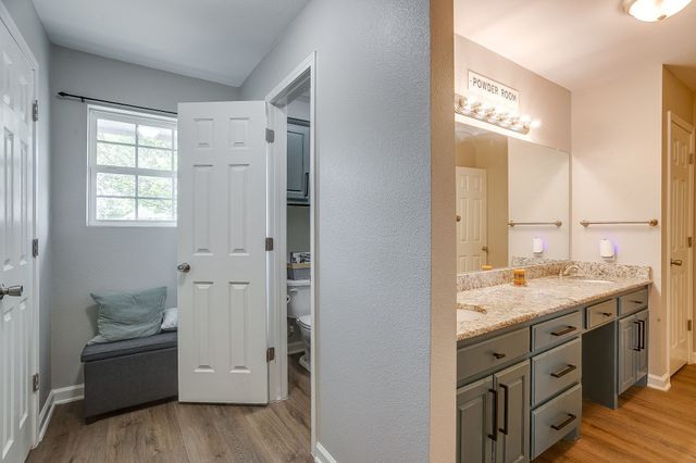 605 Rhonda, Italy, TX 76651