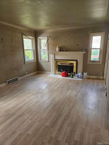 18627 RUTHERFORD Street, Detroit, MI 48235