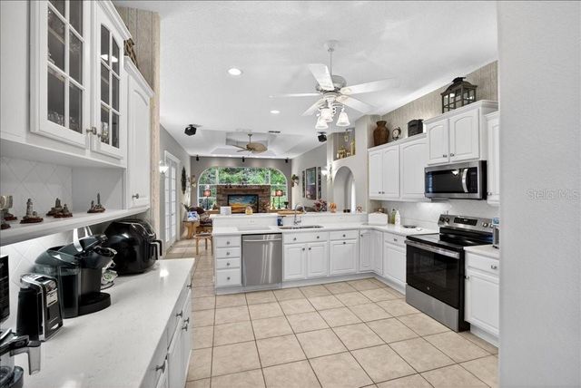 117 WHISPERING PINE DRIVE, Palm Coast, FL 32164