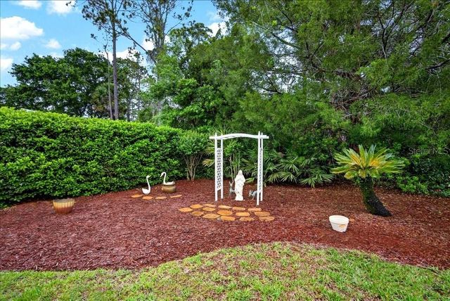 117 WHISPERING PINE DRIVE, Palm Coast, FL 32164