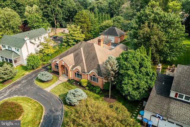 3744 SCHOOL LN, Newtown Square, PA 19073