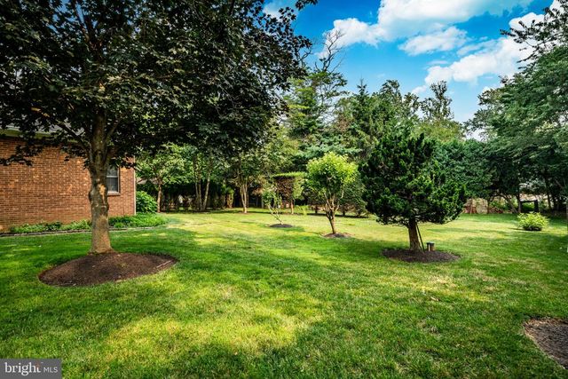 3744 SCHOOL LN, Newtown Square, PA 19073
