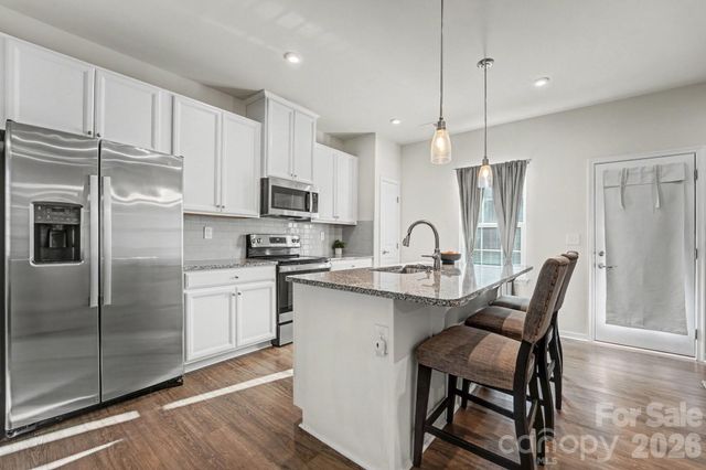 2105 Autumn Olive Lane, Matthews, NC 28104